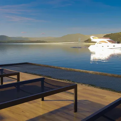 Deck flutuante com vista para a cidade de Rifaina